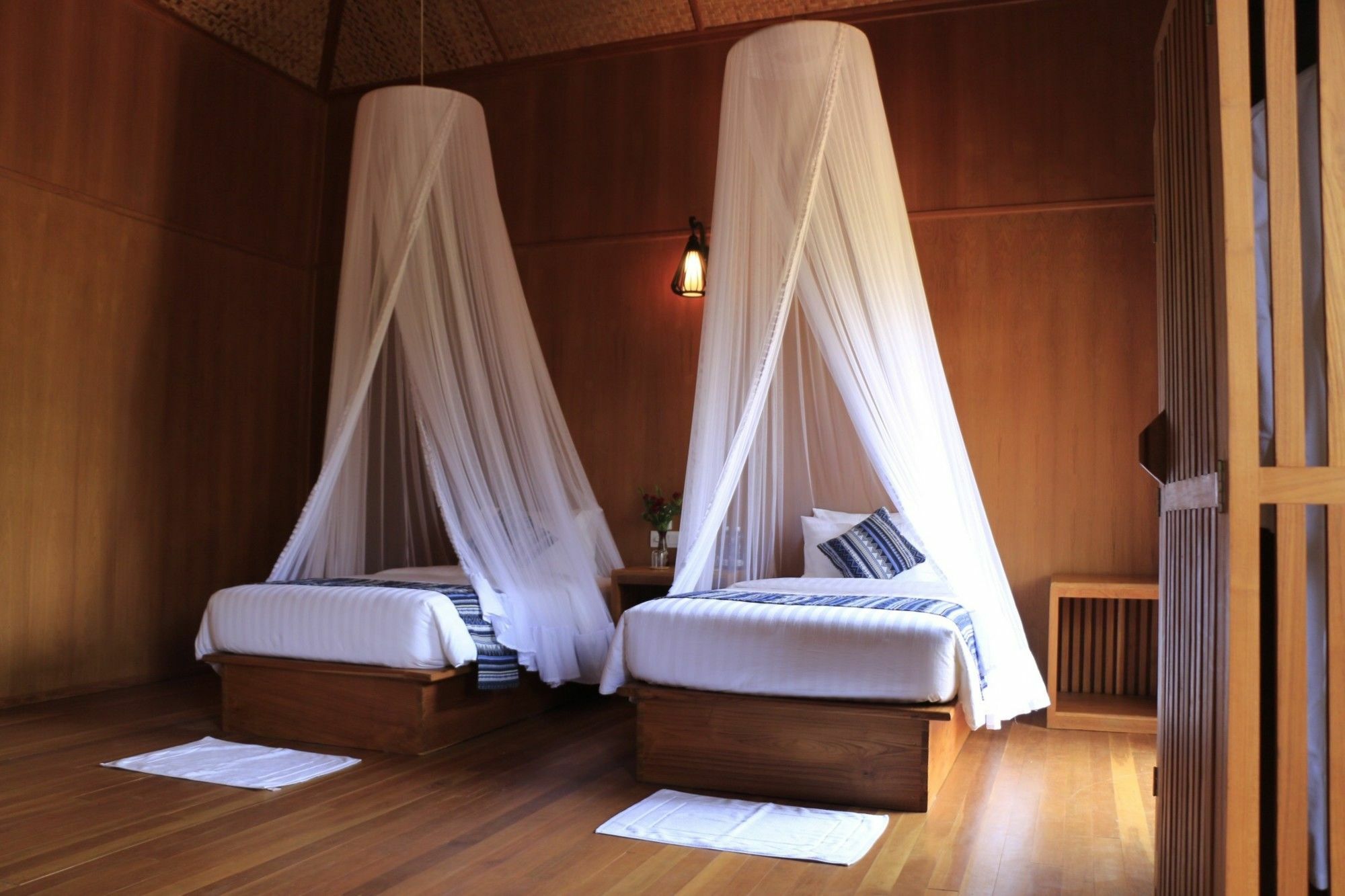 Blue Vanda Lodge Ньоншуэ Экстерьер фото